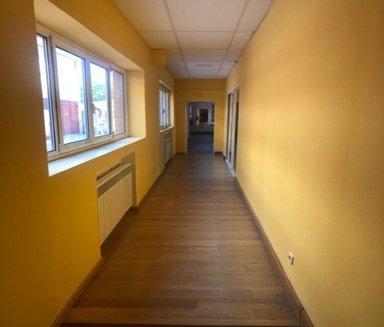 PASILLO ACCESO SALAS.jpg